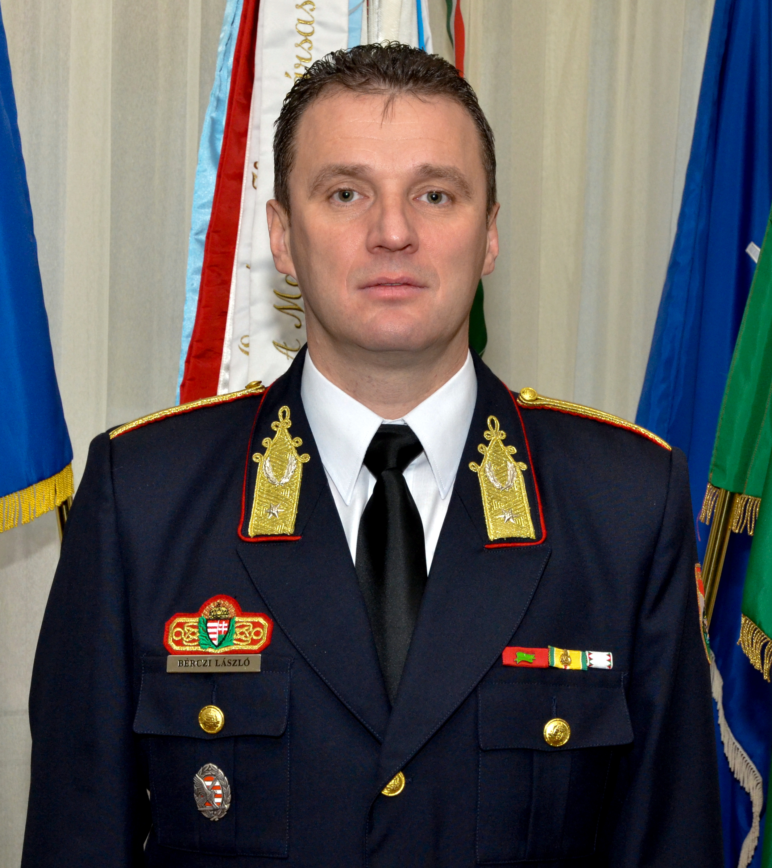 kép